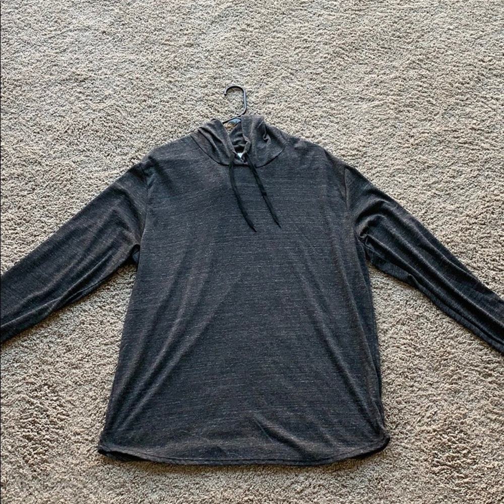 Long sleeve hoodie shirt